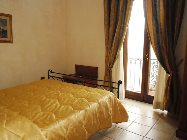 ホテル ヴィラ トーレ アンティカ