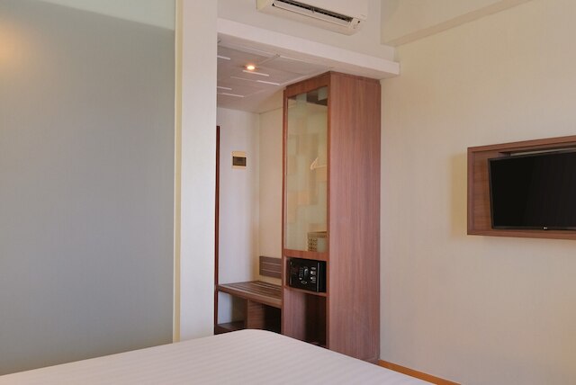 クエスト ホテル シンパン リマ - スマラン バイ アストン