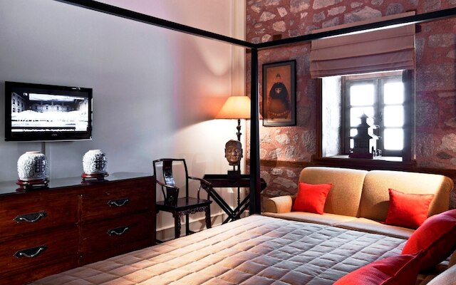 ディバン チュクルハーン - ブティック クラス