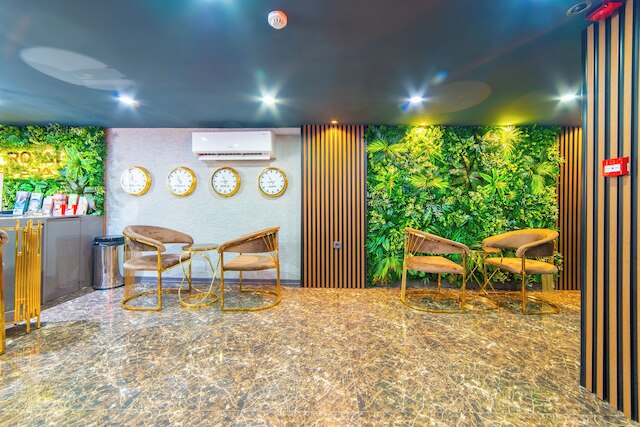 ミス ロイヤル ホテル & スパ