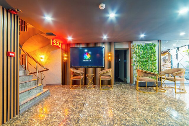 ミス ロイヤル ホテル & スパ