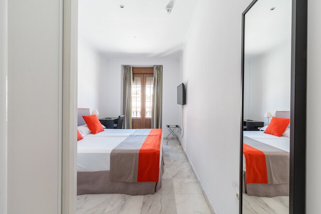 クール セヴィーリャ ホテル