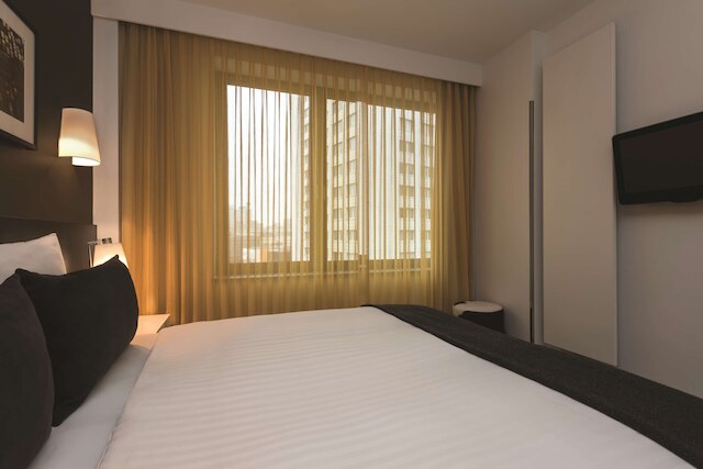 アディーナ アパートメント ホテル ベルリン ハッケンシャー マルクト