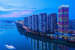 エンパーク グランド ホテル 長沙 (長沙世紀金源大飯店)