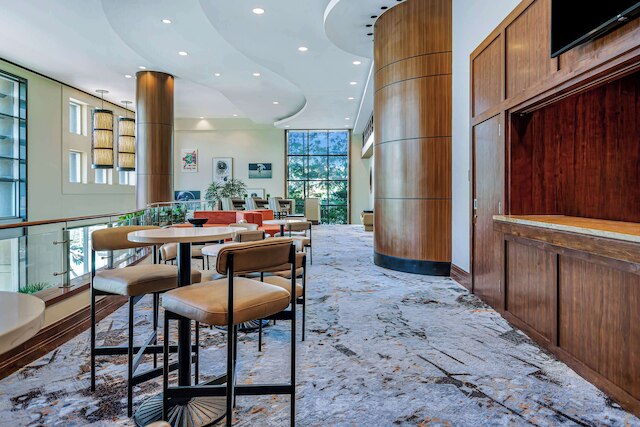 エンバシー スイーツ ヒューストン ダウンタウン