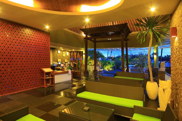 アビ バリ リゾート ヴィラズ & スパ