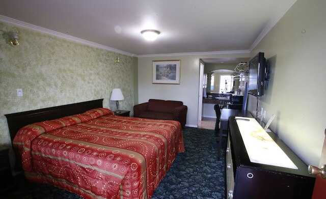 スカイ パーム モーテル