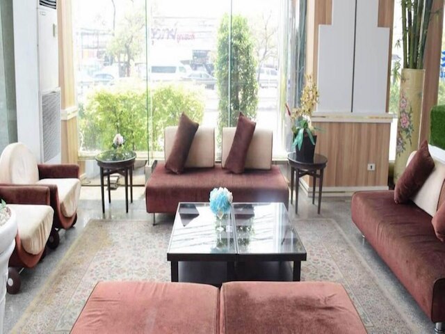 ベイ ホテル シーナカリン