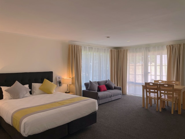 ロイヤル パーク ロッジ