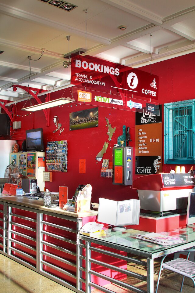 ジェイルハウス アコモデーション - ホステル