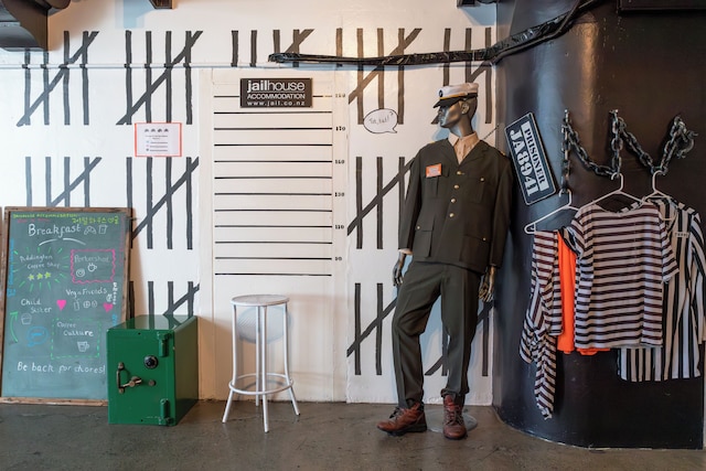 ジェイルハウス アコモデーション - ホステル