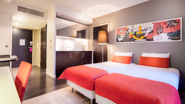 アパートホテル アダージョ ニース サントー