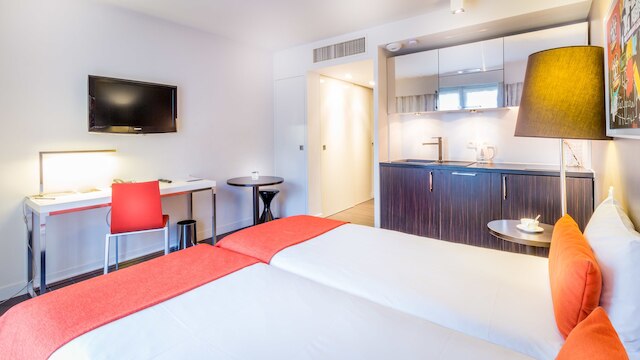 アパートホテル アダージョ ニース サントー