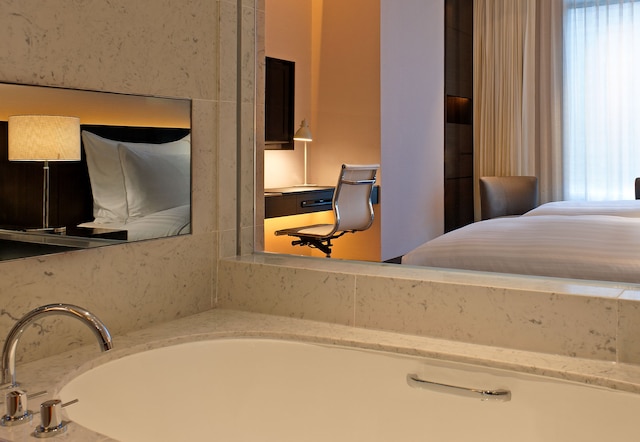 ル メリディアン台北 (台北寒舍艾美酒店)