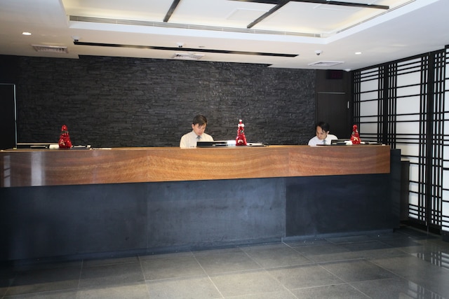 オテル 81 プレミア スター