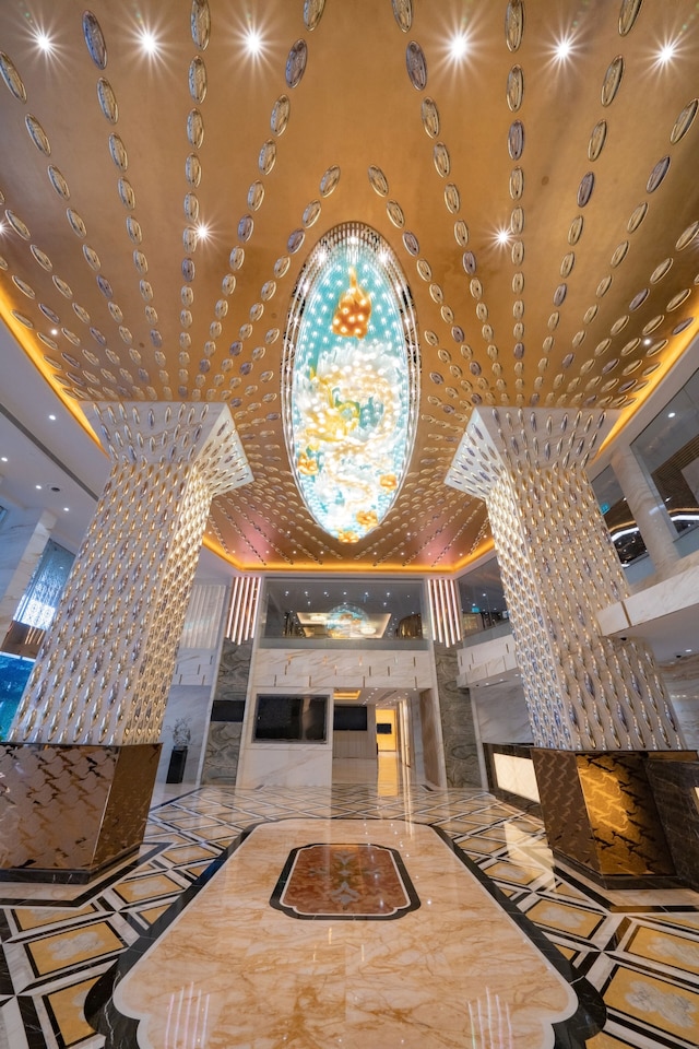 ホテル ゴールデン ドラゴン