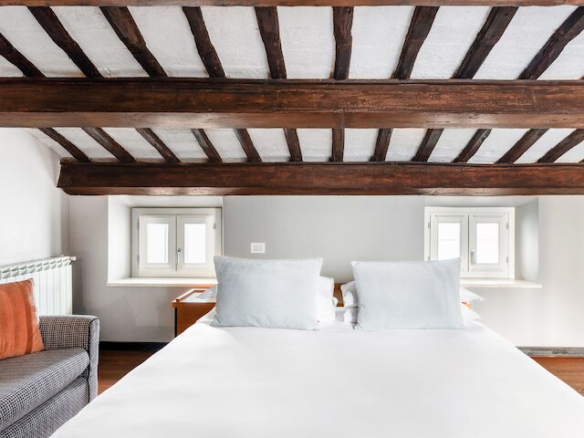 ヌマ ローマ ヴィチ