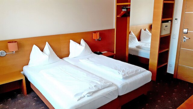 ホテル ファブリク