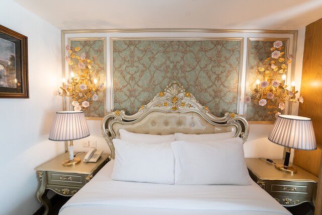 ザ ホワイト ホテル 8A タイ ヴァン ルン