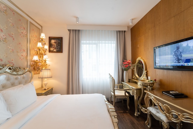 ザ ホワイト ホテル 8A タイ ヴァン ルン