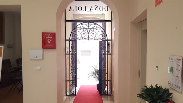 ホテル・アパルタメント・ドーニャ・ローラ