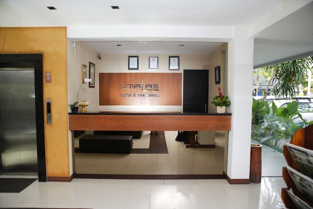 ウマラス ホテル アンド レジデンス