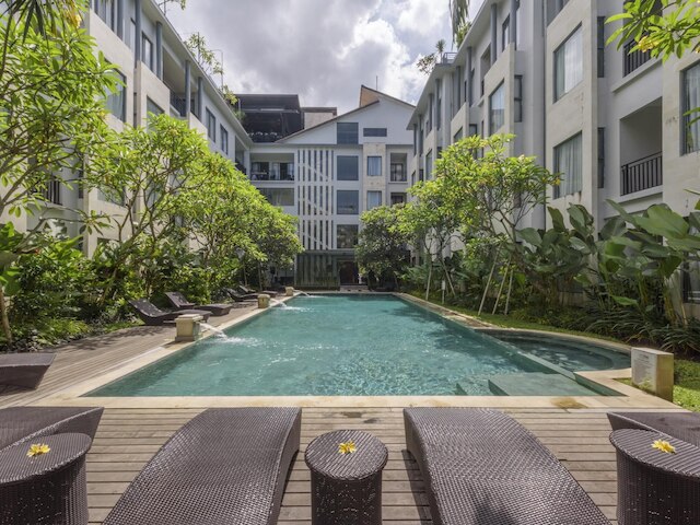 ウマラス ホテル アンド レジデンス