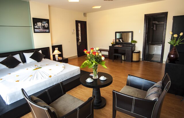 ザ サマー ホテル