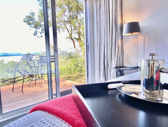 アカシア クリフ ロッジ