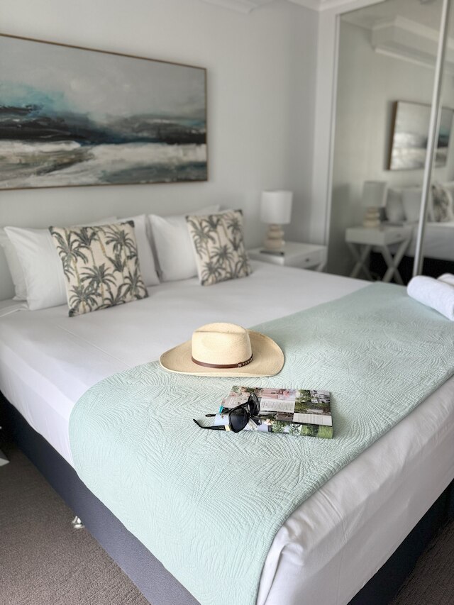 クレスト アパートメンツ