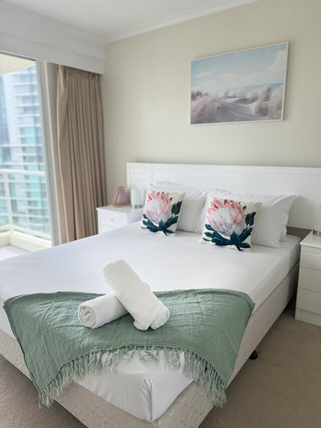 クレスト アパートメンツ