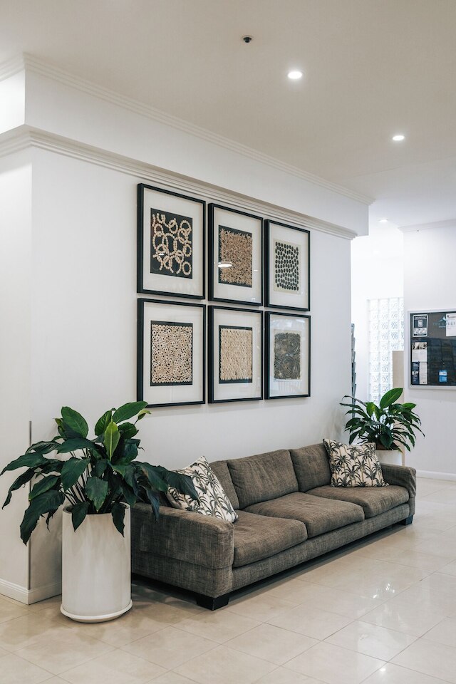 クレスト アパートメンツ