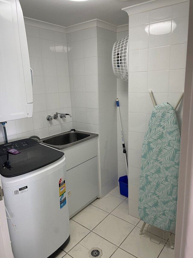 クレスト アパートメンツ