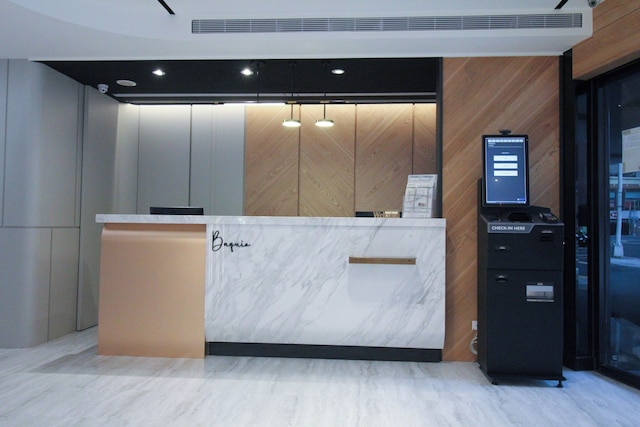 ホテル B (碧瑤飯店BI YAO FAN DIAN)