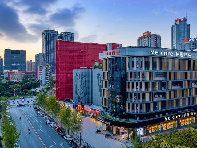 メルキュール 西安 ハイテク ゾーン センター (西安高新創業咖啡街区美居酒店)