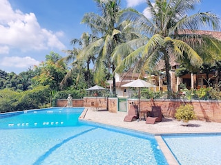 ホテル デリ リバー