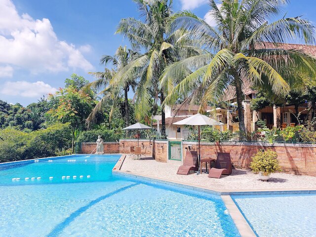 ホテル デリ リバー