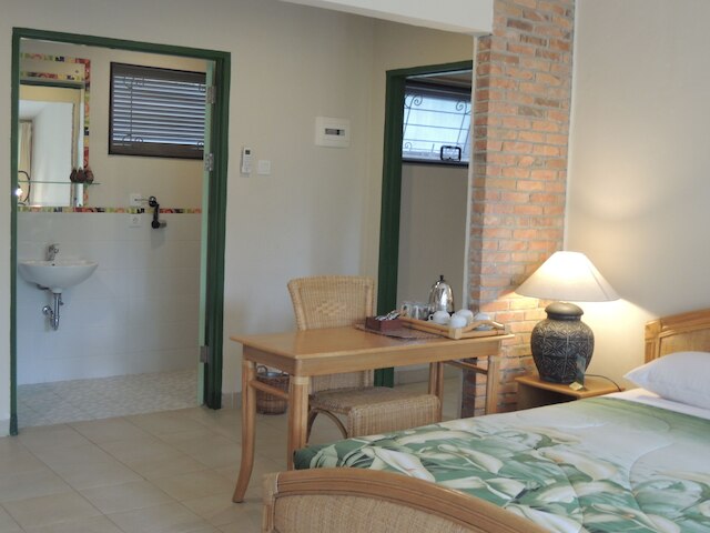 ホテル デリ リバー