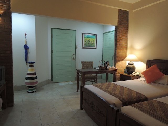 ホテル デリ リバー