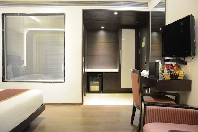 ホテル ゴドウィン デラックス