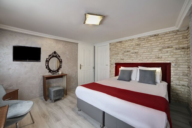 セレニティー ホテル