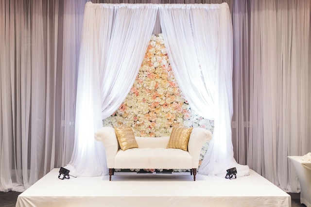 W オースティン