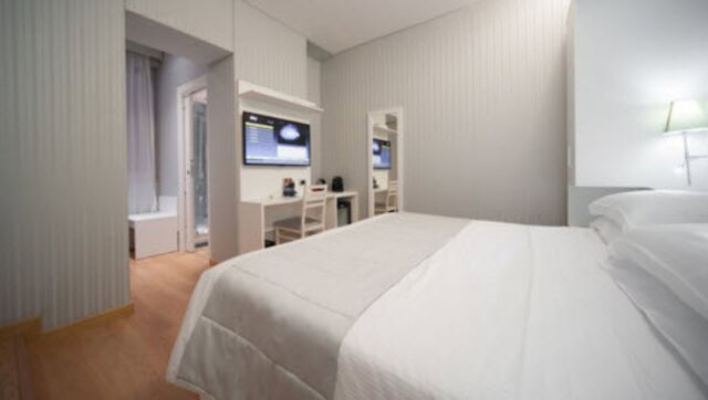 トレヴィ 41 ホテル