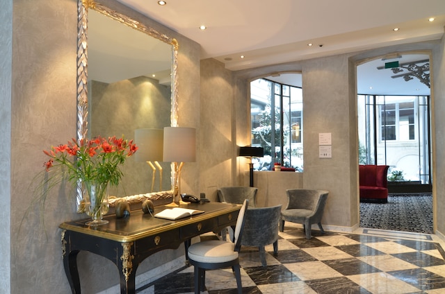 ホテル ル プラス ダルム - ルレ & シャトー