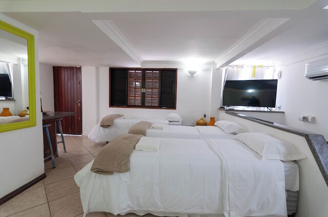 アランバレー ブジオス ホテル