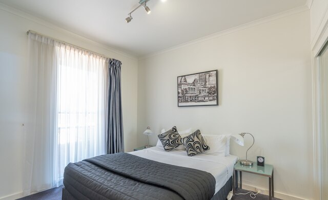 クロックタワー アパートメント ホテル