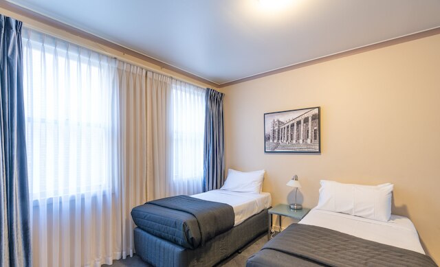 クロックタワー アパートメント ホテル