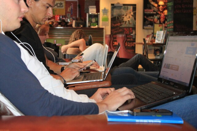 バンク バックパッカーズ