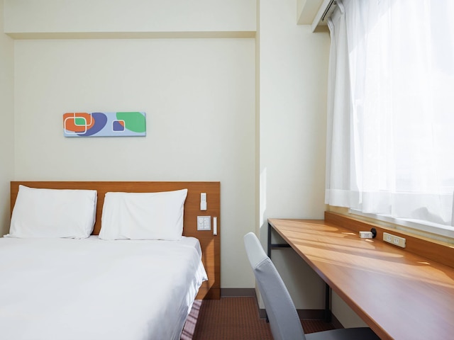 コンフォートイン千葉浜野 R16