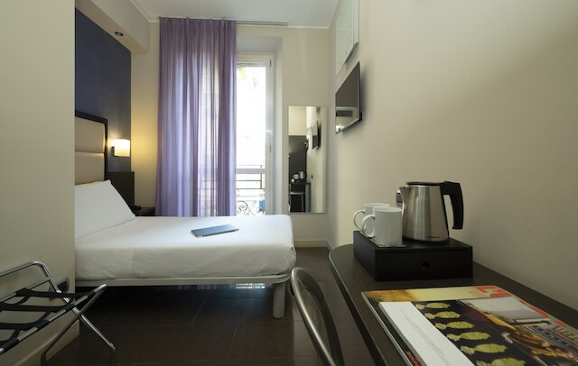 ホテル ファイブ